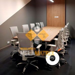 mesas de reuniones en metal